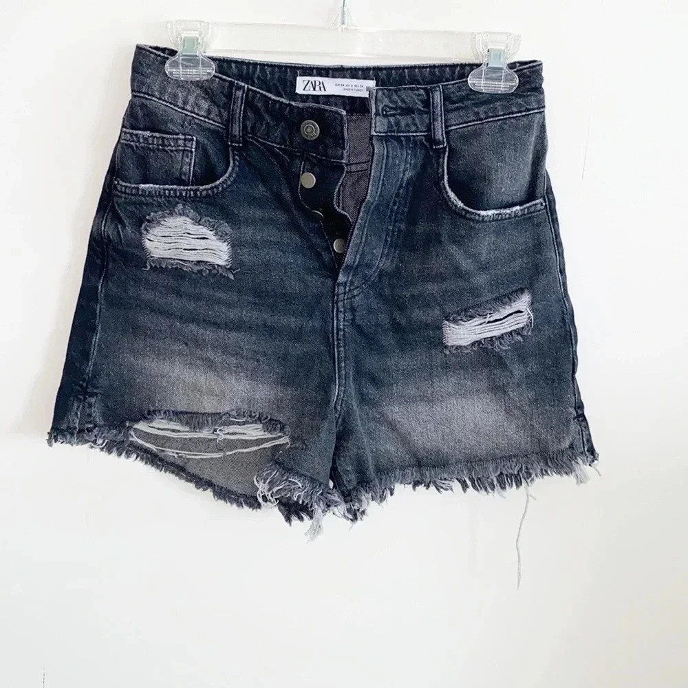 Zara black high rise distressed frayed hem denim shorts